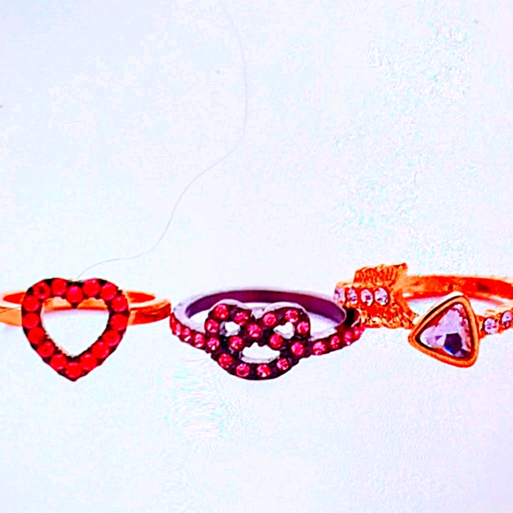"One Love" Pandora Ring